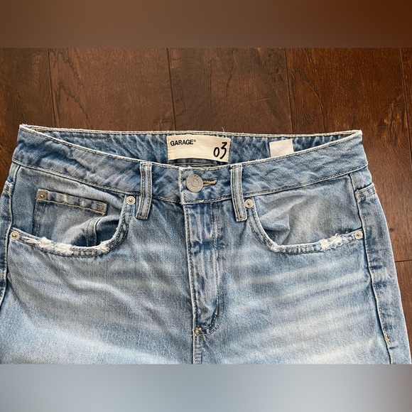 Light wash high waisted jeans - Picture 3 of 5